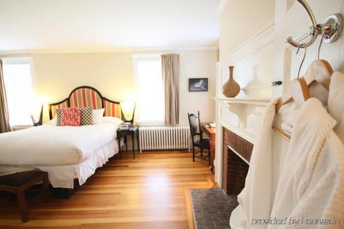 Snapdragon Inn Windsor Eksteriør billede